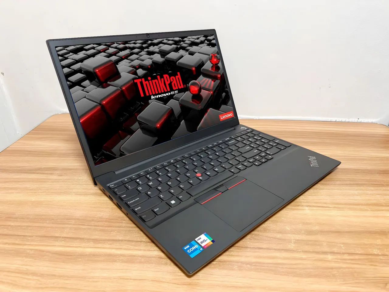 NOTEBOOK THINKPAD I7 13°/ TELA IPS120/ 32 RAM / 512GB - Notebooks
