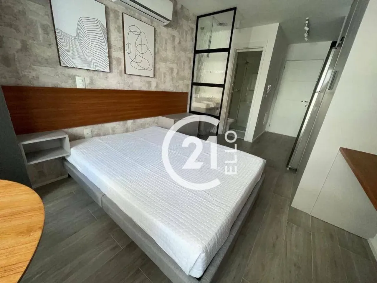 Studio Itaim, novo, decorado, para locação
