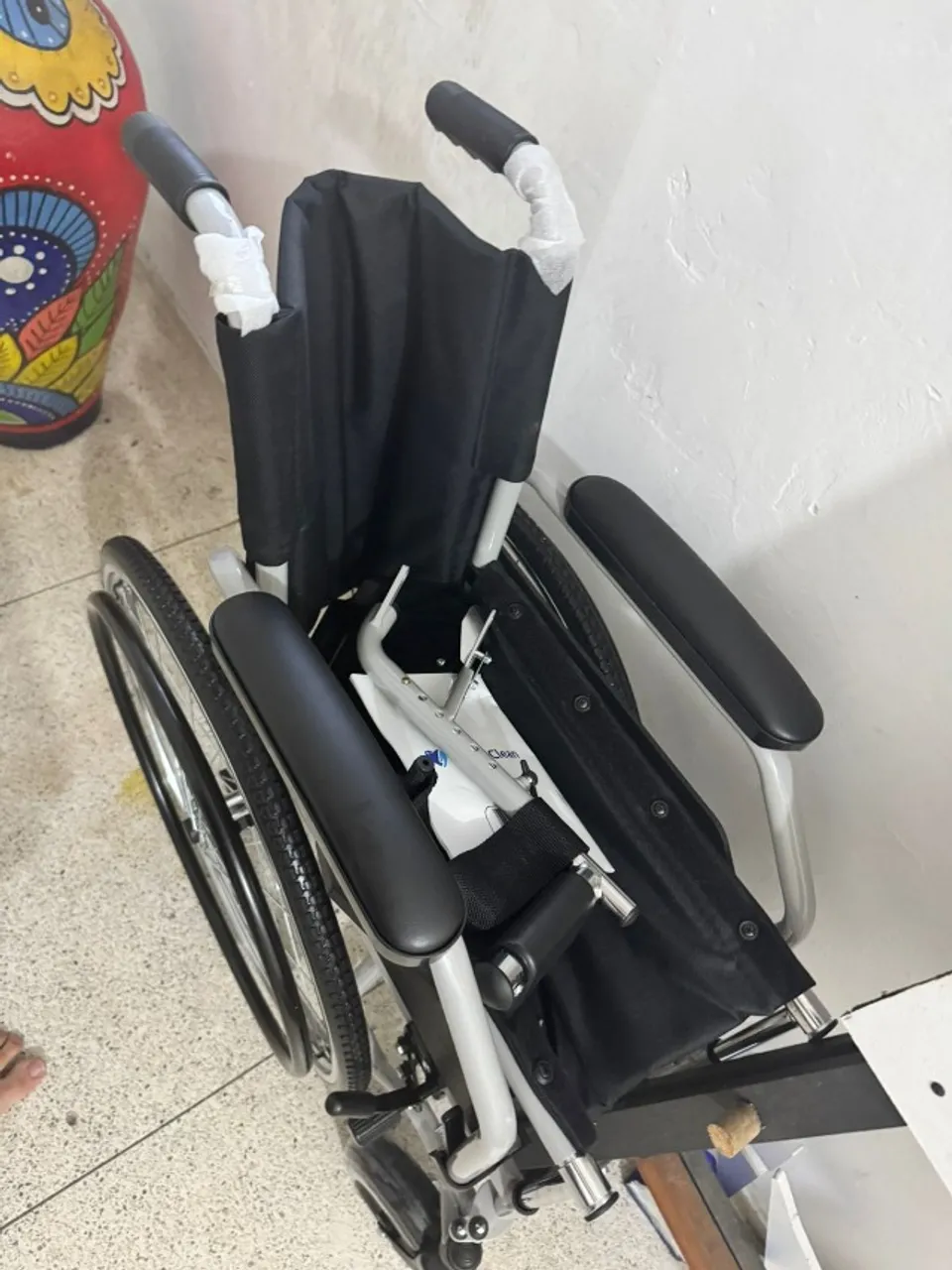 Cadeira De Rodas Pro9000 40cm Em Aço Até 120kg Procirurgica NUNCA USADA