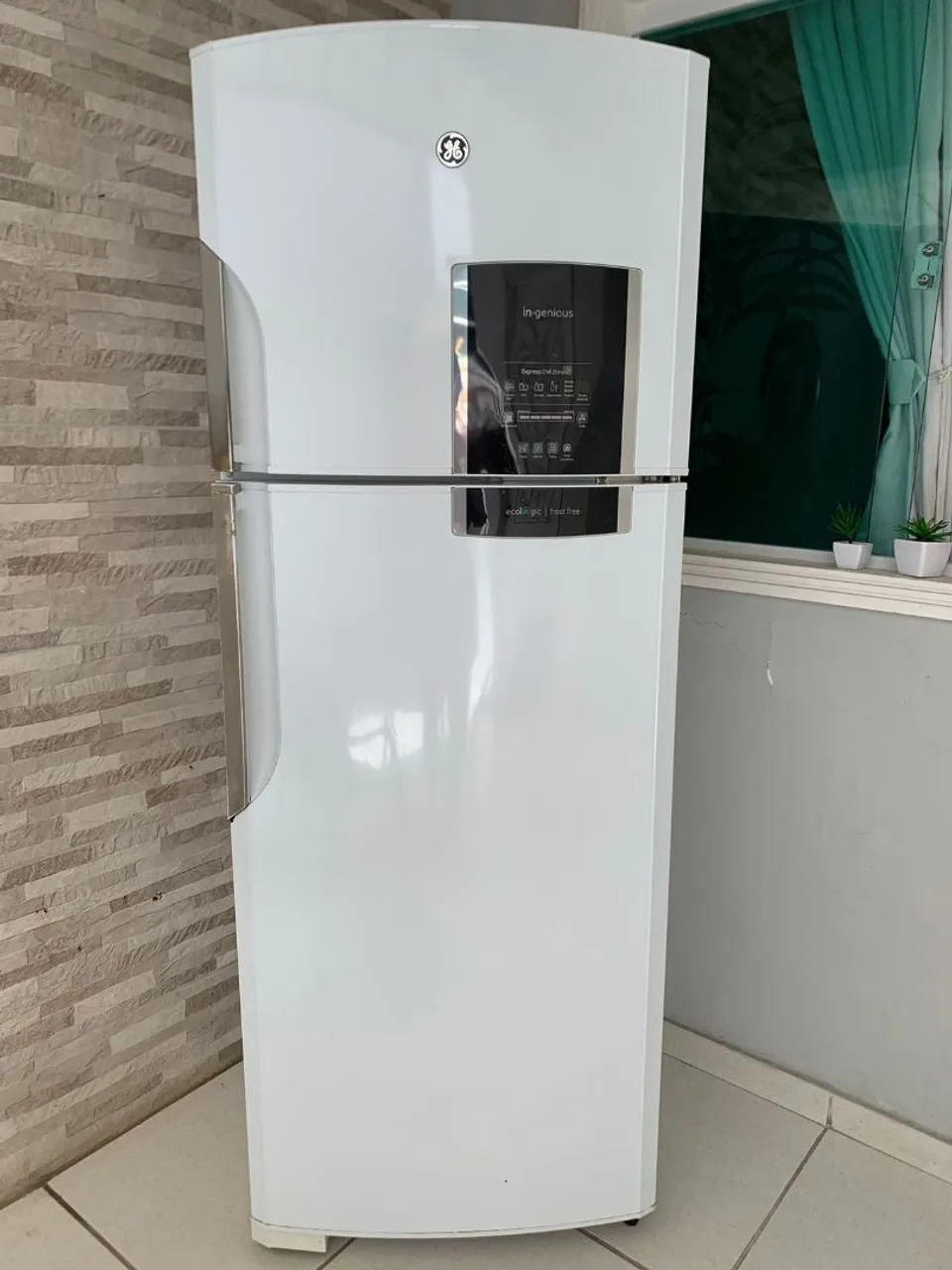 Geladeira GE In-genious