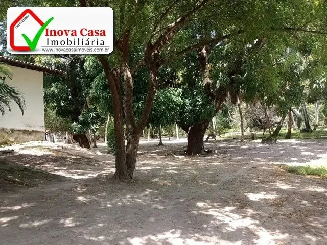 Imóvel para venda possui 14440 metros quadrados em Lagoa Redonda - Fortaleza - CE