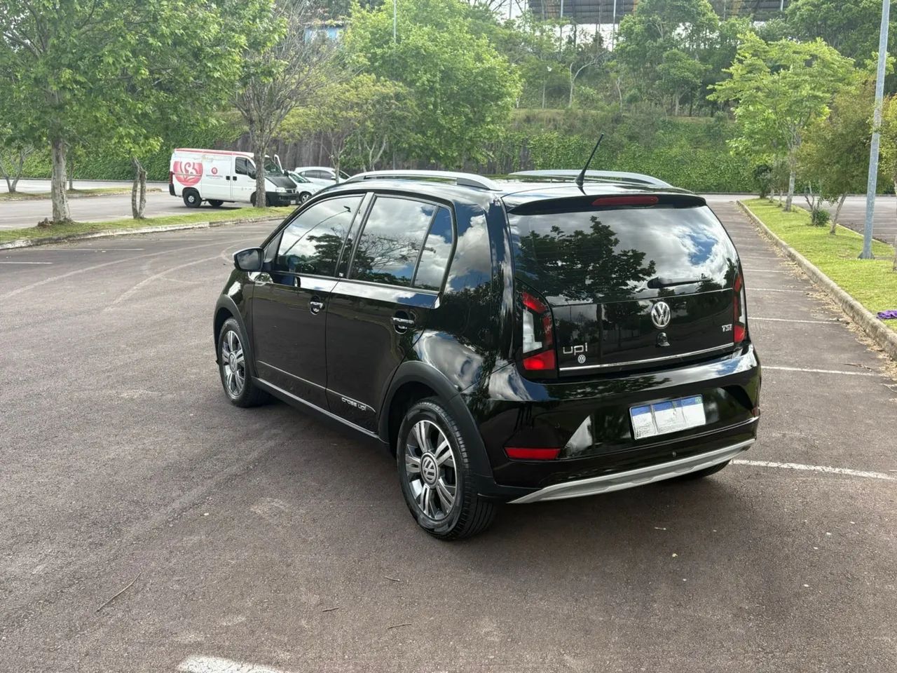 Volkswagen Up! Cross 1.0 TSI Total Flex 12V 5P 2018 - Foto 9