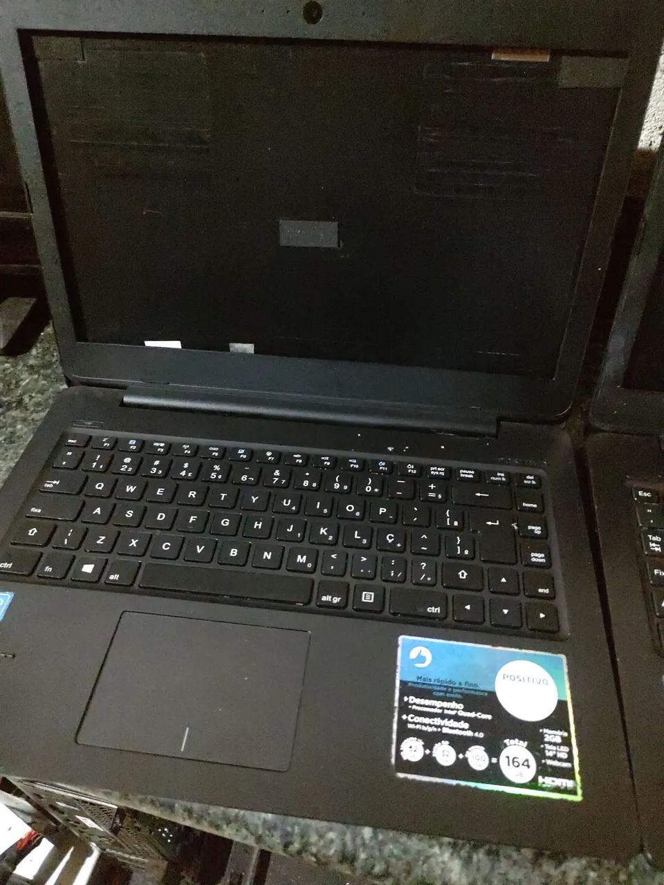 Positivo xc3570 caraça em bom estado 