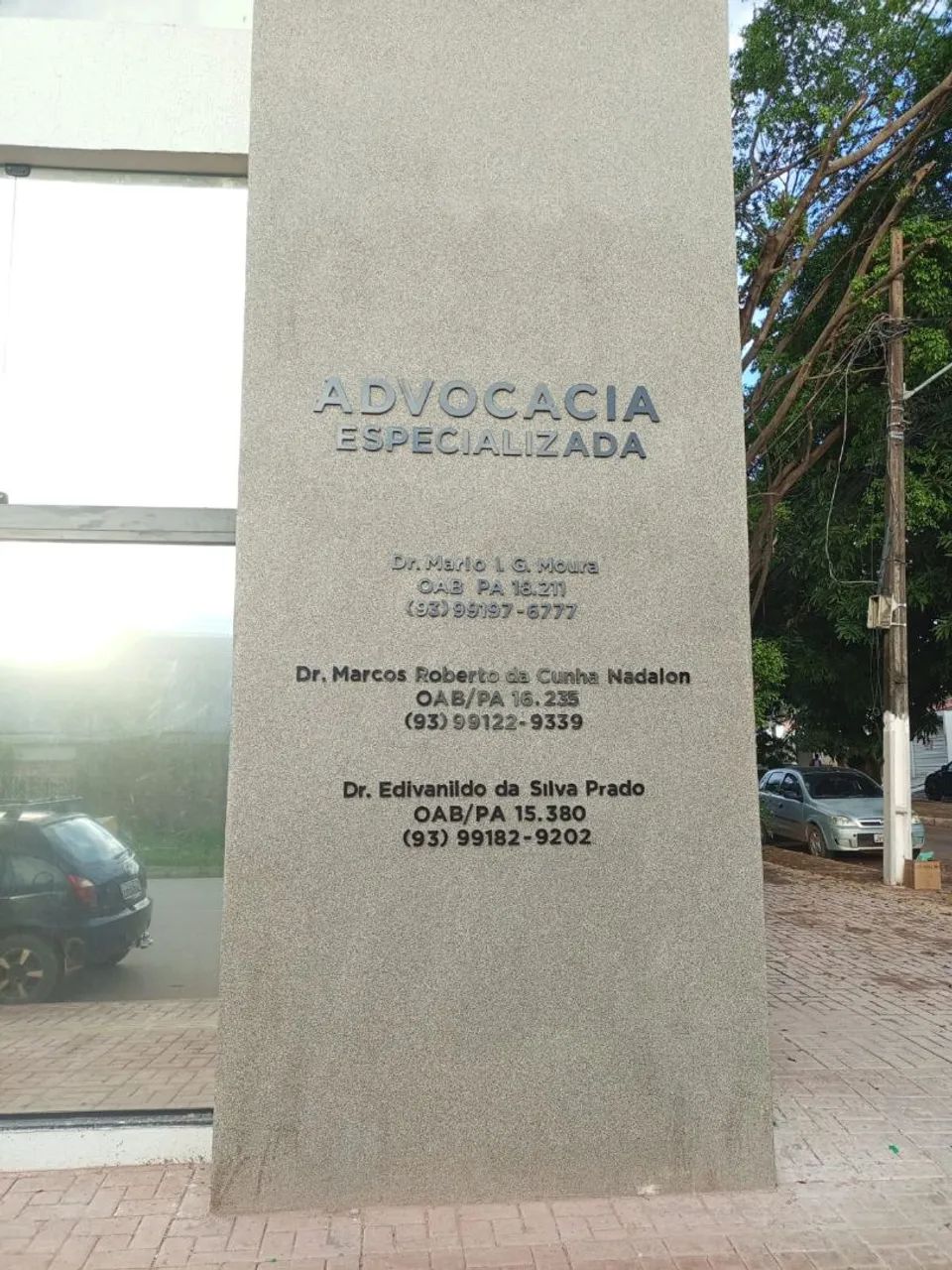 Fachada de Acm,letreiro e lona e adesivos  - Foto 3