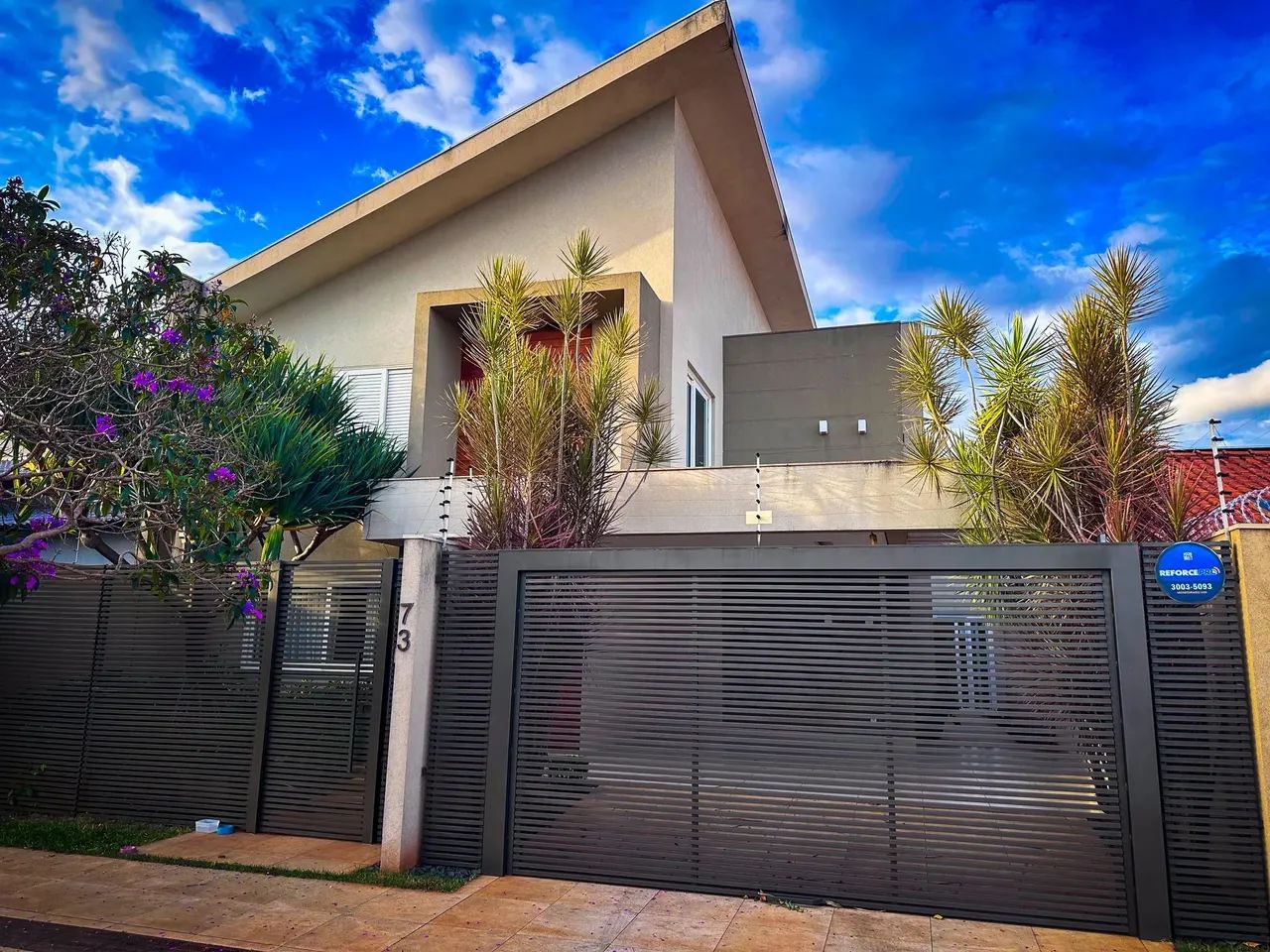 SOBRADO COM 4 SUITES (ANALISA PERMUTA)