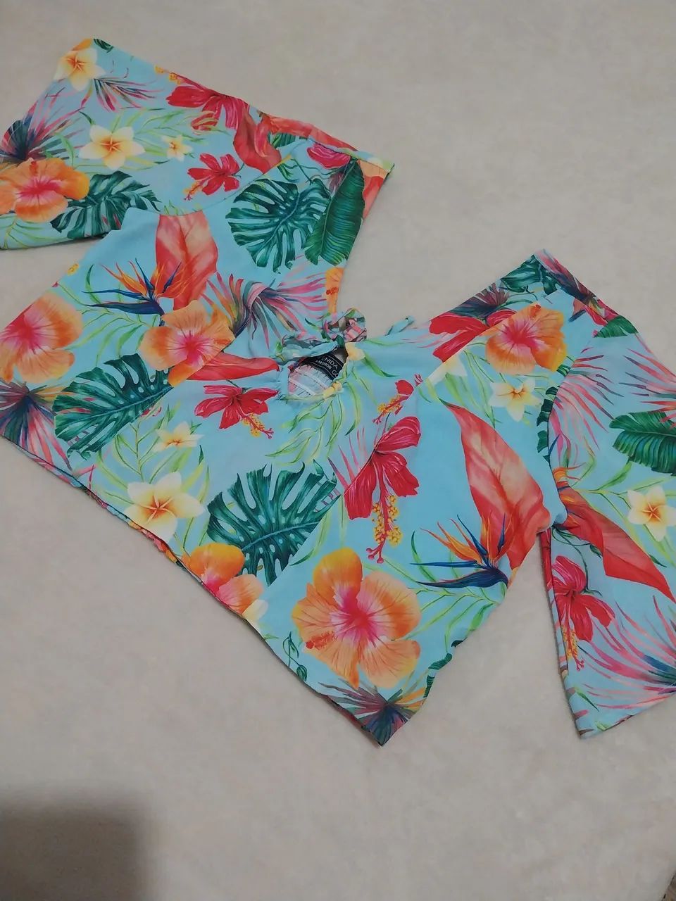 Blusa Floral Tropical  - Foto 2