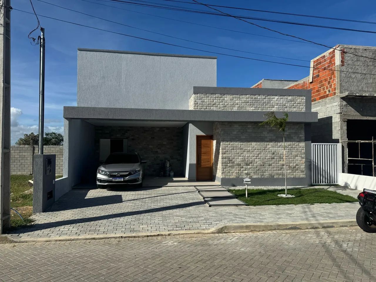 MALUI RESIDENCE
