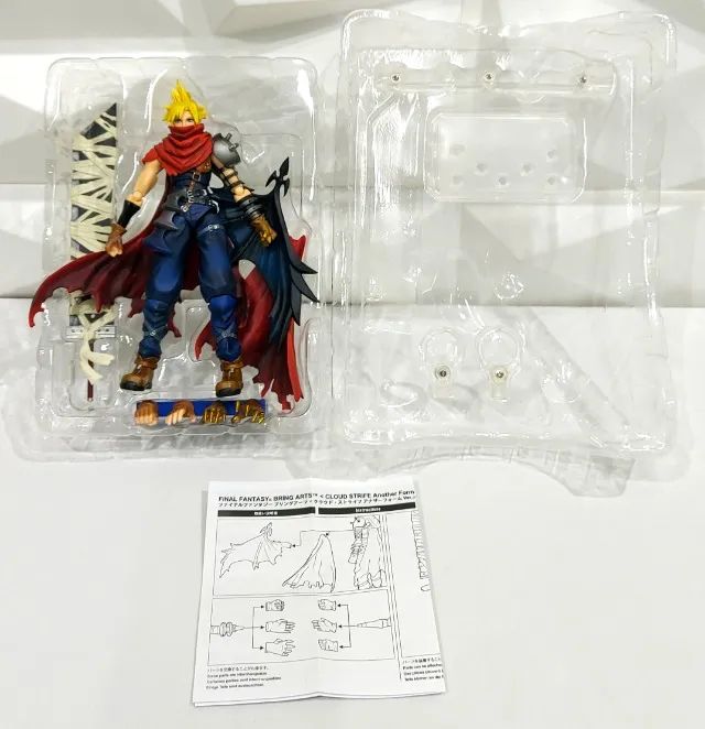Bring Arts Final Fantasy Cloud Strife Kingdom Hearts Ver