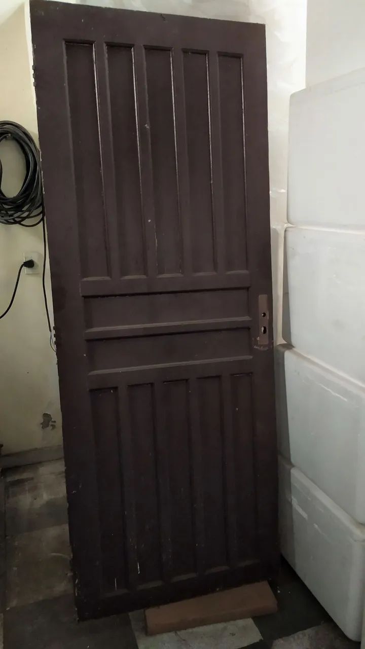 Portas maciças de madeira 2,10×80 - Foto 5
