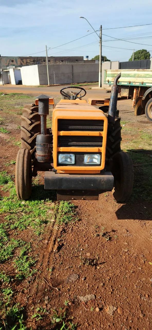 Vendo Trator/ Grade / Plantadeira 