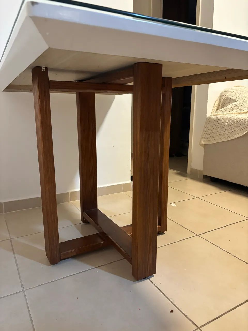 Solid Wood Table R$ 800.0064960527288321121