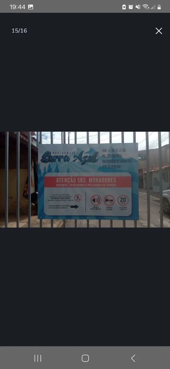 Alugo um sobrado 