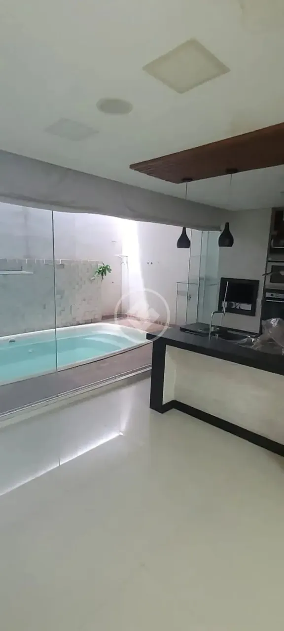 Casa no condomínio Terra Nova 3 Quartos sendo 1 suíte todos com armários planejados Ar con