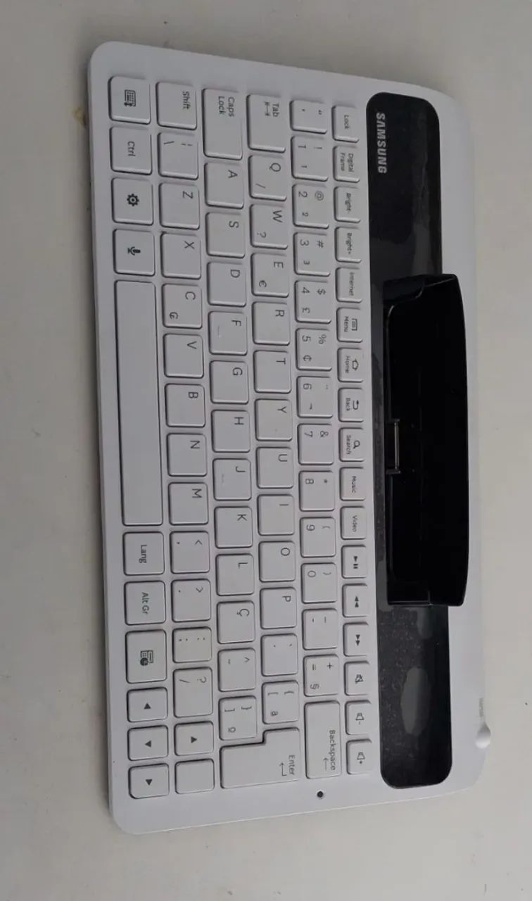 Samsung Galaxy Tab Keyboard Dock Teclado Original (Usado) - Foto 2