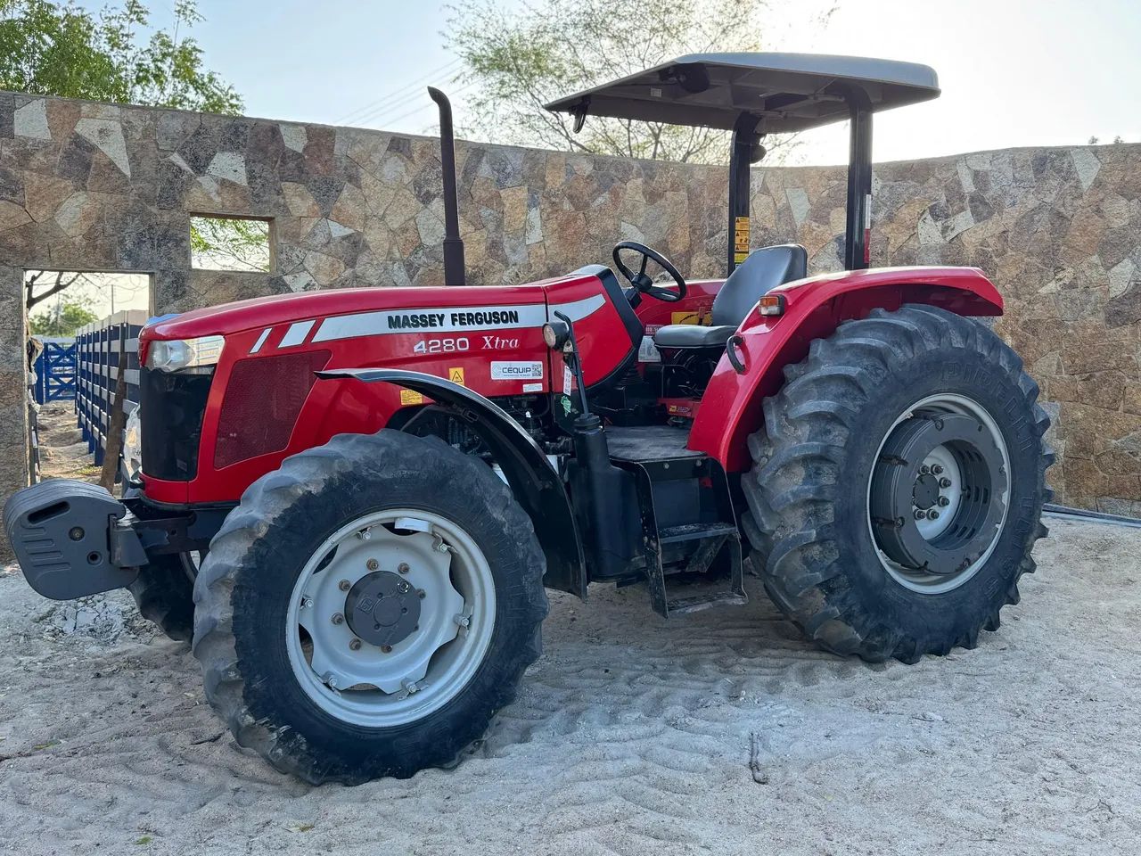 Trator Massey Ferguson 4280 - Foto 2