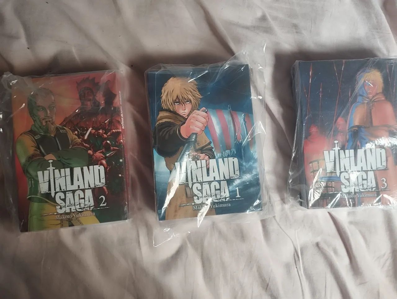Vinland Saga Deluxe - Volumes 1, 2 e 3