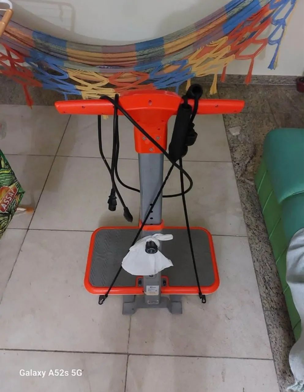 Plataforma Vibratória Upfitness - Seminova - Foto 3