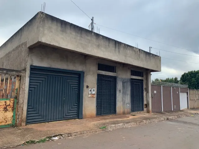 LOTE COM SALA COMERCIAL E BARRAÇÃO *OPORTUNIDADE*