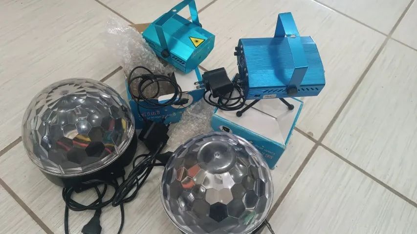 KIT ILUMINAÇÃO LED FESTA PROFISSIONAL BALADA DJ - BOLA MALUCA, LASER, FUMAÇA!