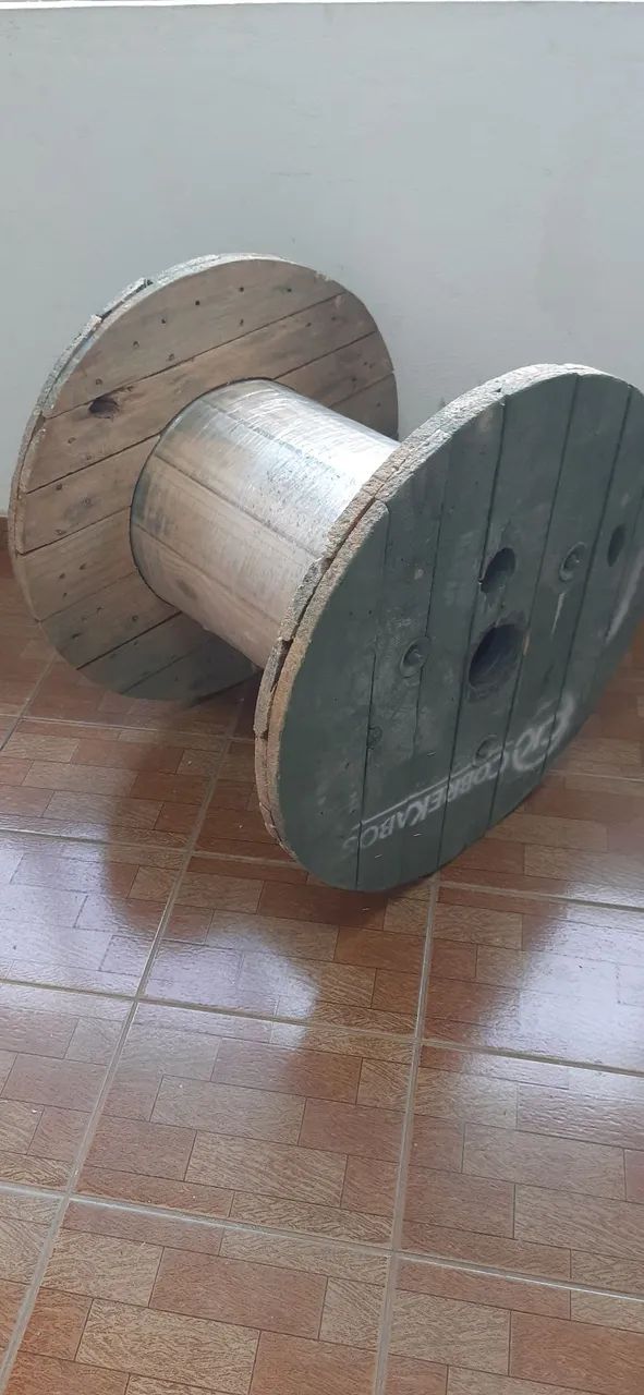  em Madeira para BANQUETAS mesinhas