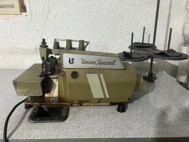 Máquina de costura Overloque 