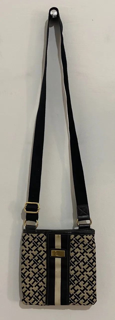 Bolsa Tommy Hilfiger transversal  - Foto 2