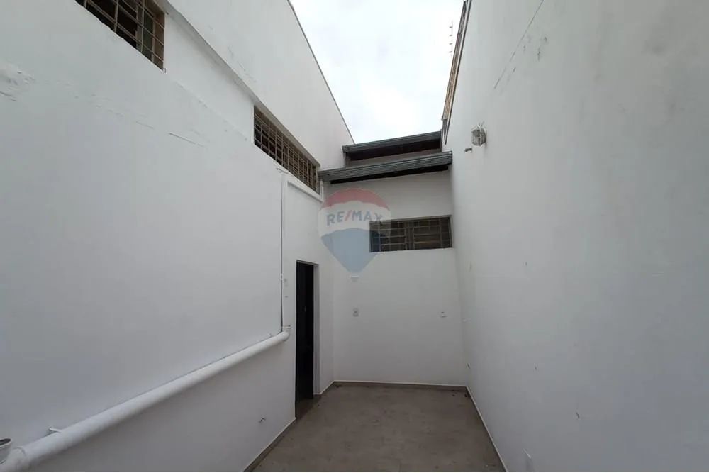 "Alugue Sala Comercial Moderna na Av. Bandeirante" - Foto 11