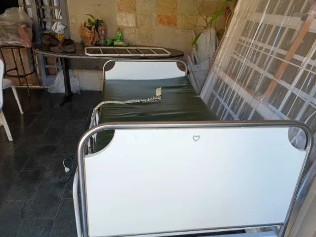 Cama hospitalar motorizada - Foto 2