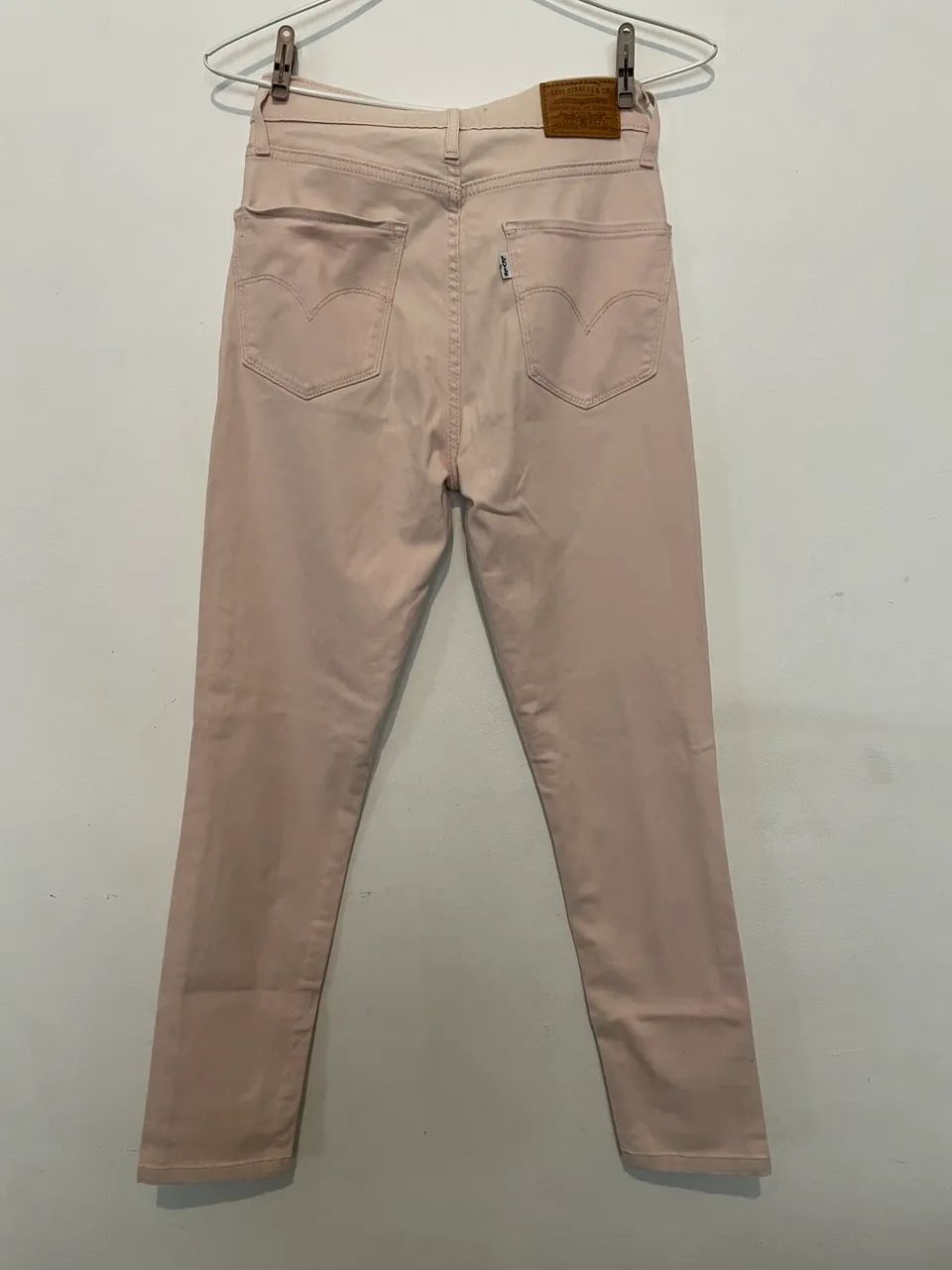 Calça skinny rosa bebê Levis Argentina  - Foto 2