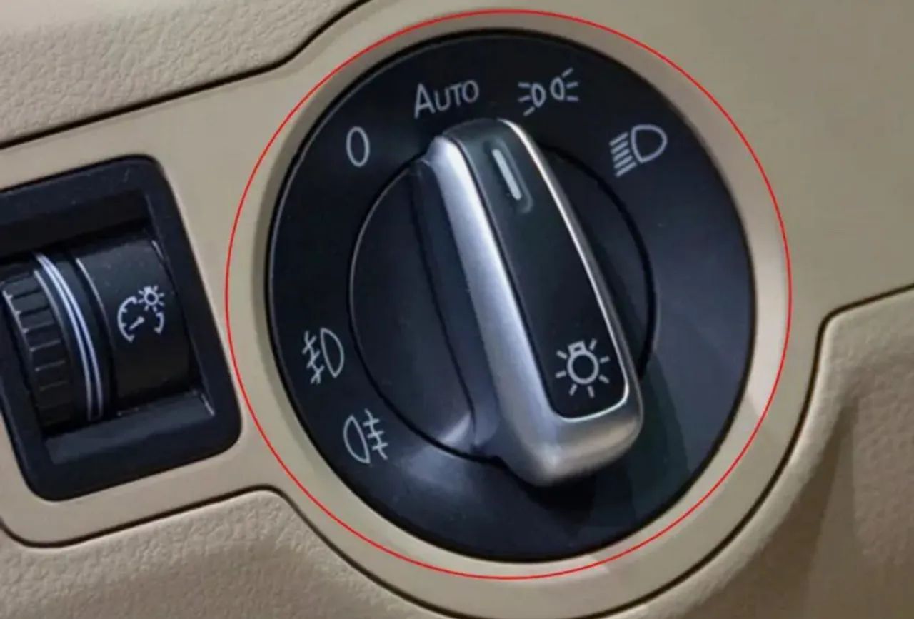 Botão Interruptor Farol VW Golf  Jetta Tiguan Passat  2006 a 2013 - Foto 3