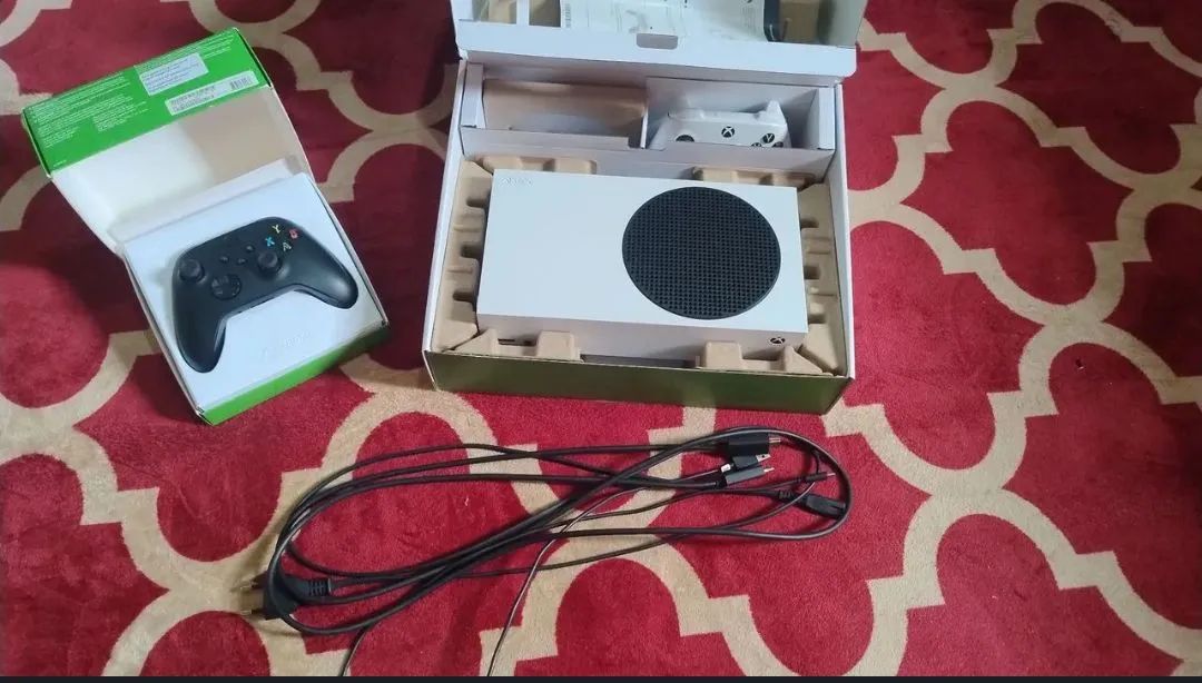 Xbox Series S com 2 controles  - Foto 2
