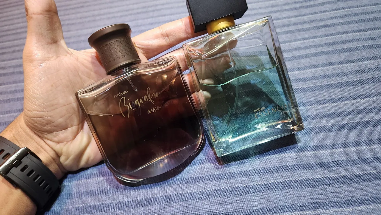 Perfumes Natura Biografia e Essencial