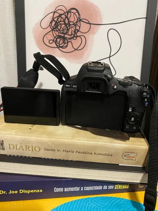 ? Canon SL3 + Lente 18-55mm | Excelente Estado | R$ 3.100 - Foto 4