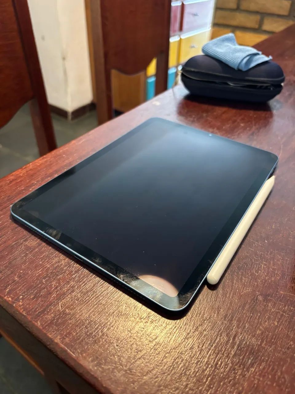 iPad Air 5 Geração Apple Wifi 64g Azul Apple Pencil 2 Geração - Foto 2