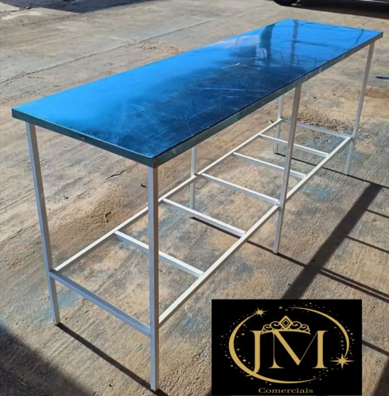 Mesa de aço com tampo inox linda para seu estabelecimento 