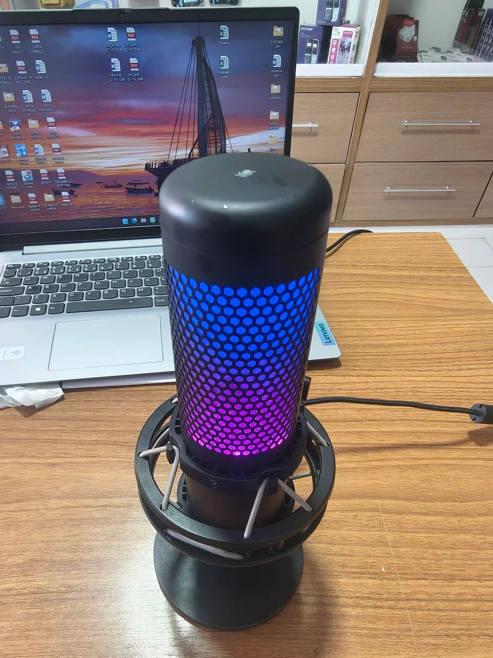 Microfone Hiperx Quadcast RGB - Foto 3