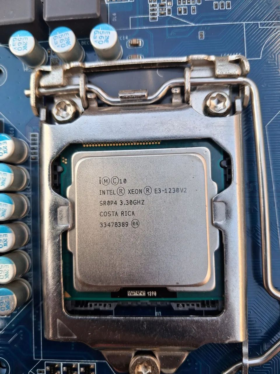 Placa Mae Gigabyte B75M + Intel Xeon 1230v2 - Foto 2