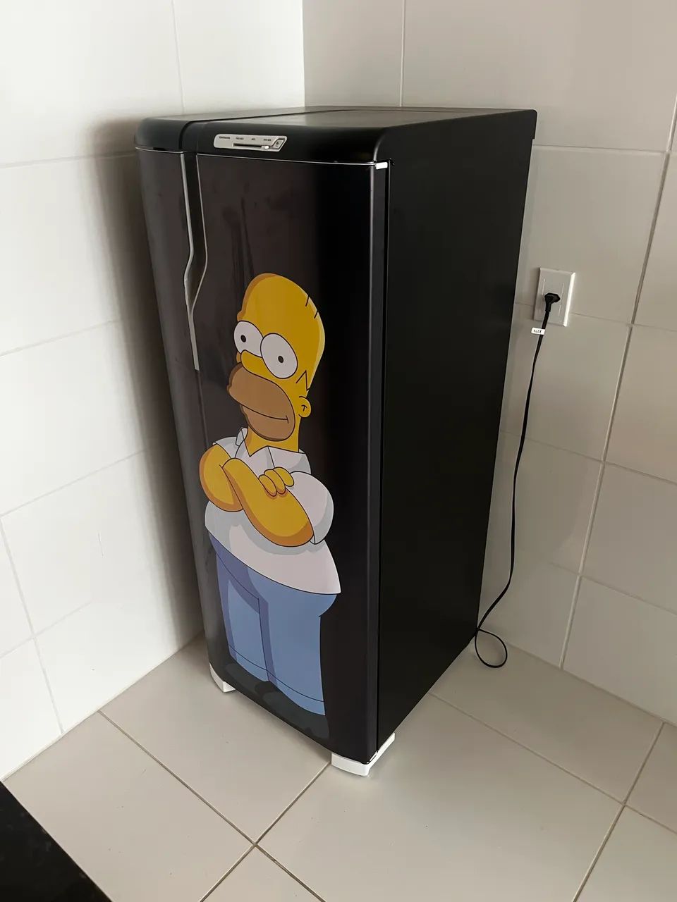 Plotagem Geladeira  - Foto 4