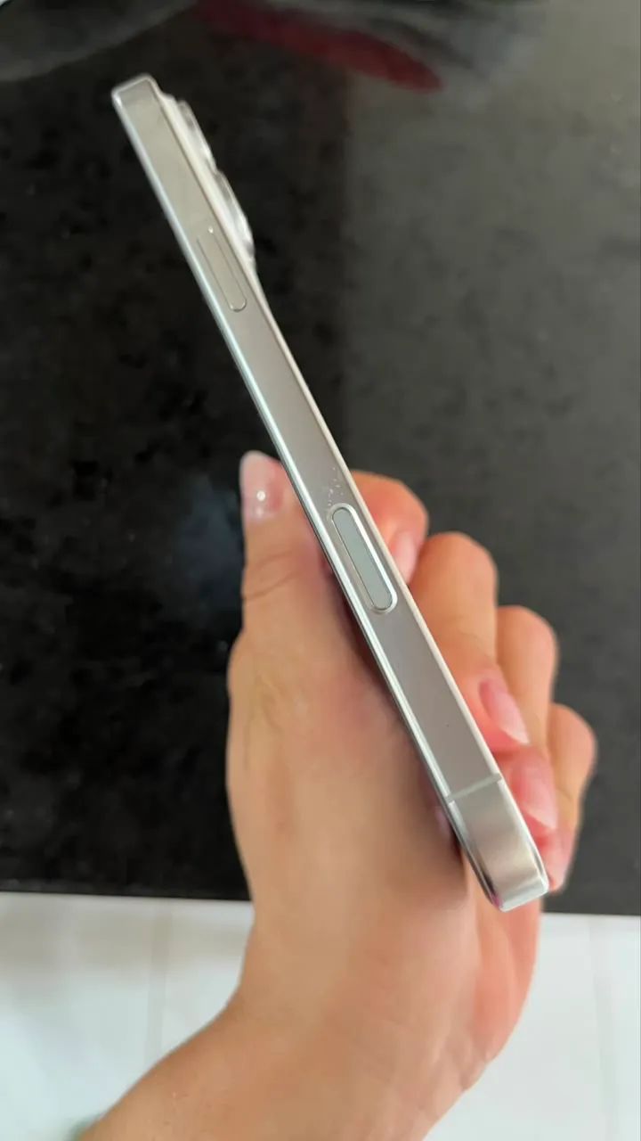 iPhone 16 Pro Max, 256Gb  - Foto 2