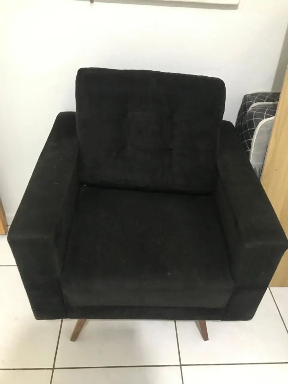 Poltrona para sala de recepção - preta - Foto 2
