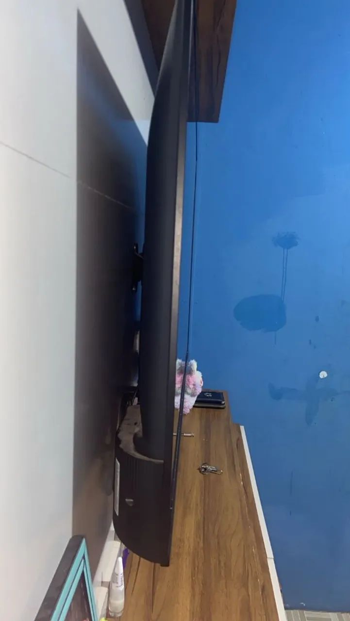 Vendo tv para retirada de peças 