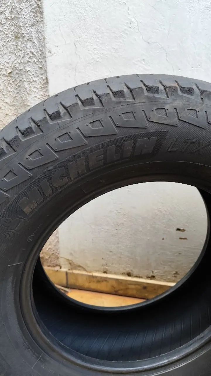 Michelin 265/65/17 - Foto 2