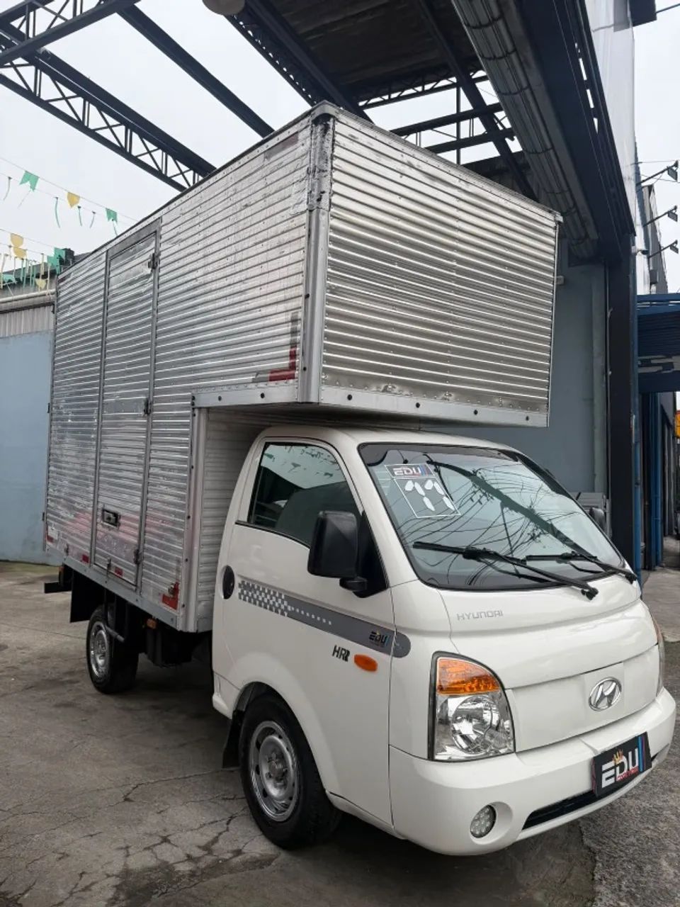 Hyundai Hr 2.5 TCI DIESEL (RS/RD) 2011