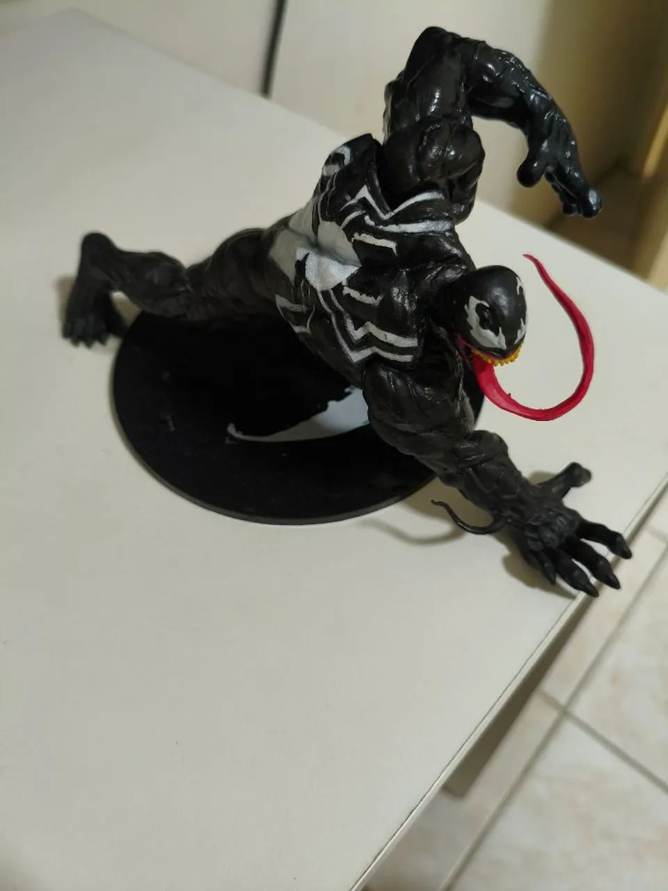 Action Figure Venom Marvel Enfeite - Foto 2
