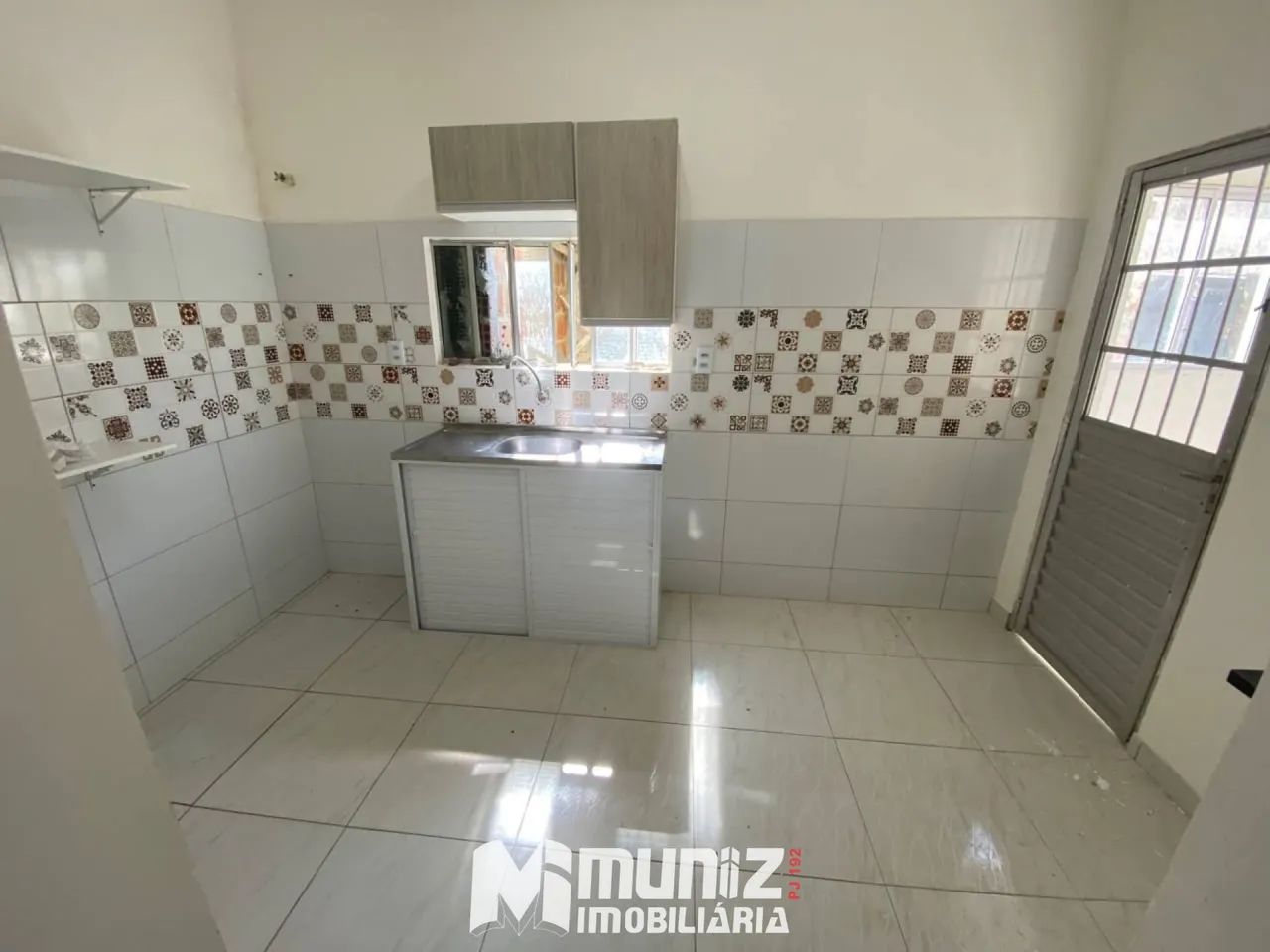 Casa Para Alugar com 3 quartos no bairro Aruana em Aracaju - Foto 5