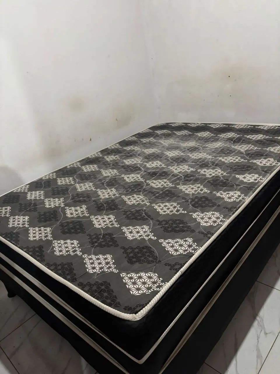 Vendo Cama Box Casal 