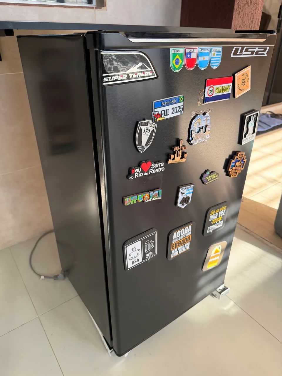 Frigobar Electrolux 90L Preto