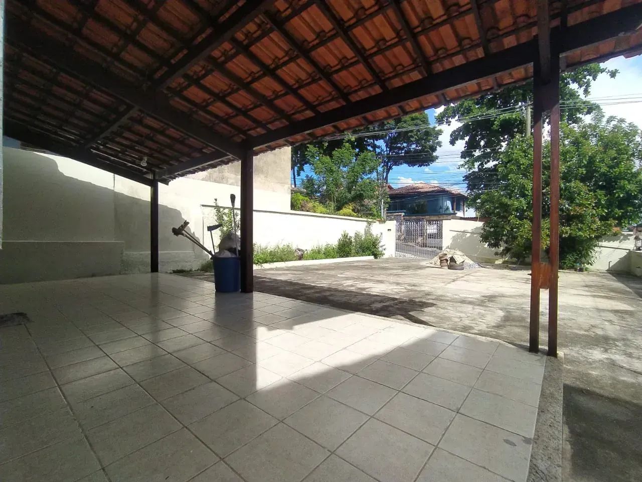 CASA À VENDA