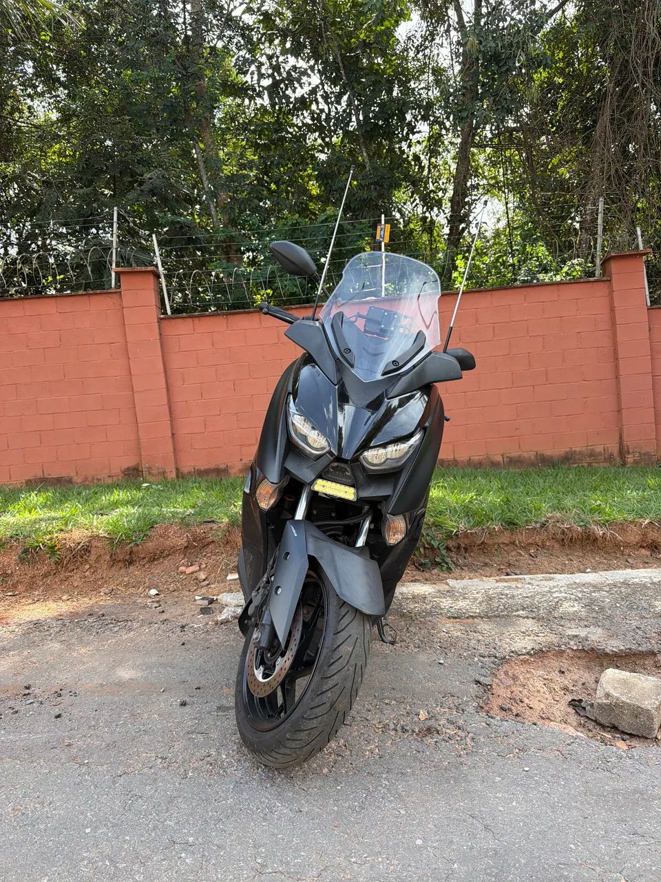 X-max 2022 Extra  - Foto 3