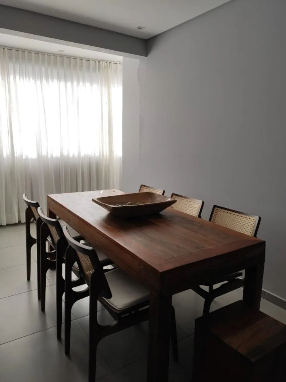 Mesa madeira rustica com 8 lugares - Foto 2